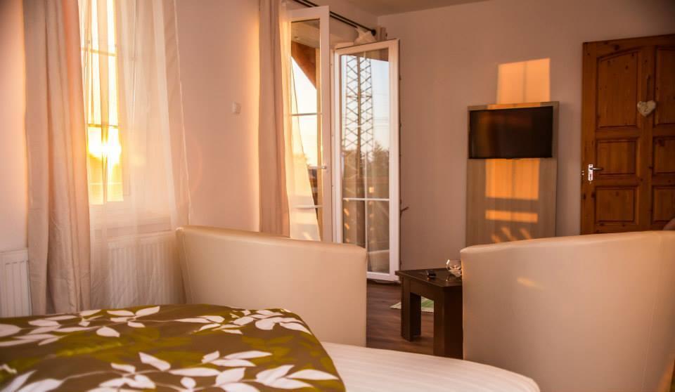 Vulcano Vendeghaz Hotel Mesteri Buitenkant foto